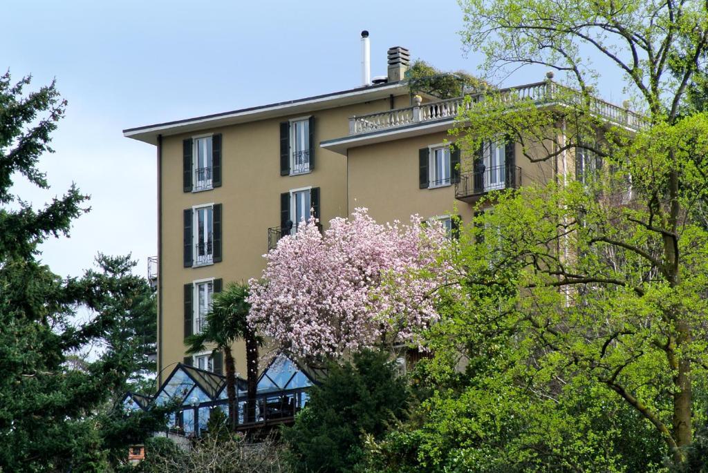Bellevue Bellavista Montagnola Hotel Collina d'Oro Luaran gambar